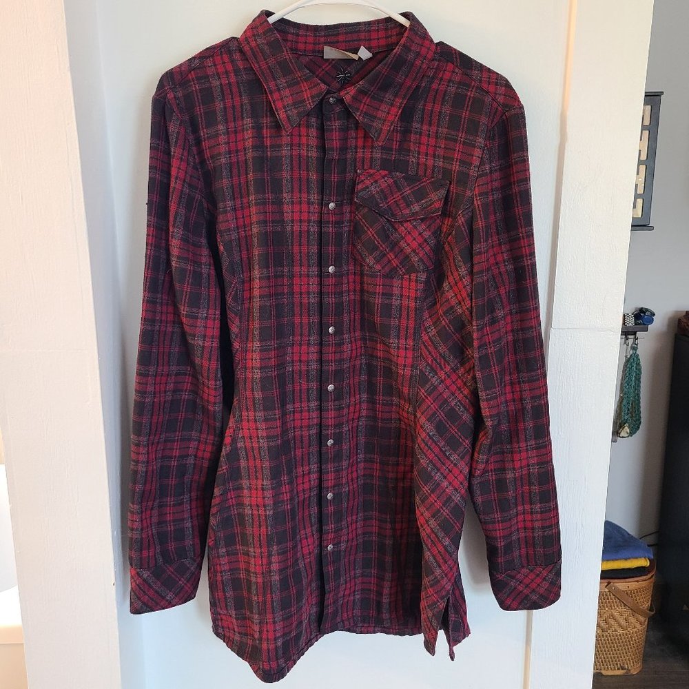 Athleta Plaid Flannel Button-Down Tunic in Red & Black